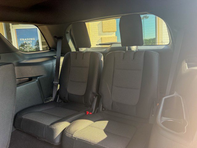 Used 2019 Ford Explorer XLT w/ Equipment Group 201A FWD image 7
