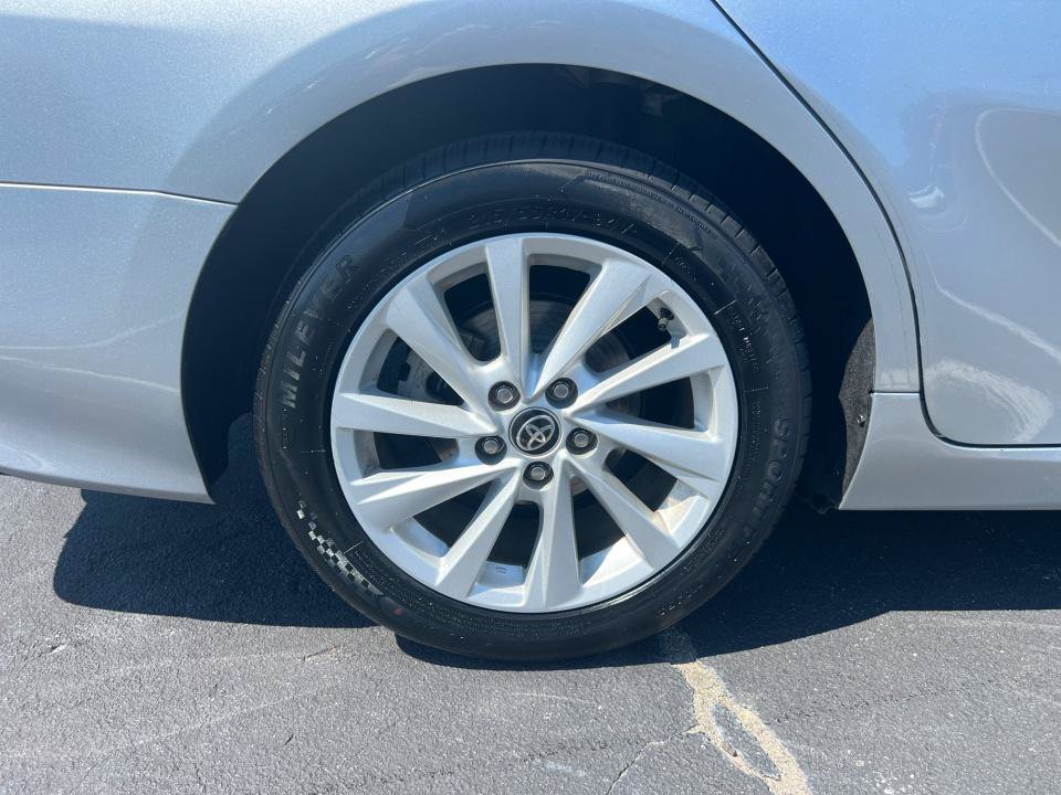 Used 2022 Toyota Camry LE FWD image 27