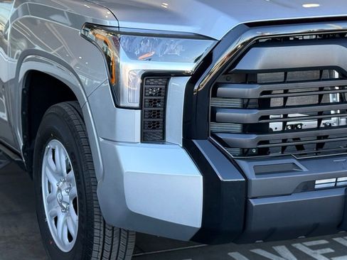 New 2026 Toyota Tundra SR image 8