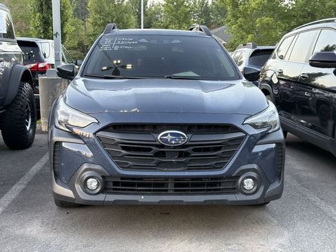 Used 2024 Subaru Outback Onyx Edition XT AWD/4WD image 2