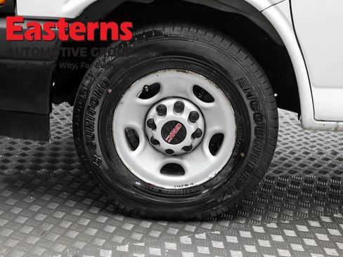 Used 2022 GMC Savana 2500 RWD image 26