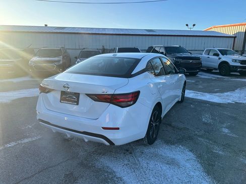 Used 2021 Nissan Sentra SV image 5