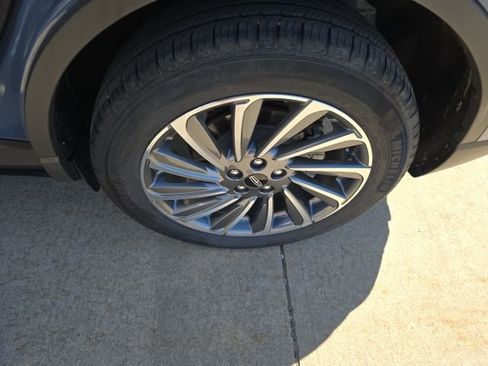 Used 2023 Lincoln Corsair Reserve image 26