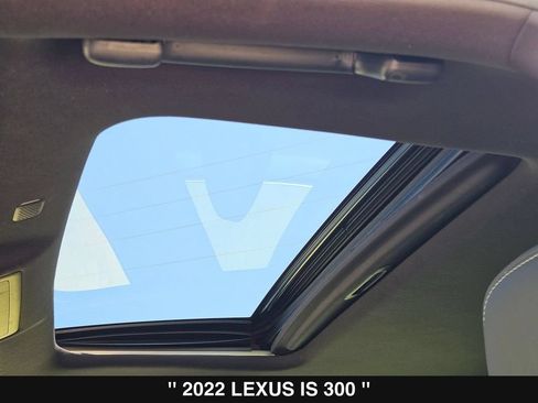 Used 2022 Lexus IS 300 w/ Premium Package RWD image 32