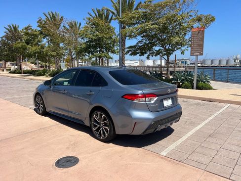 Used 2020 Toyota Corolla SE FWD image 3
