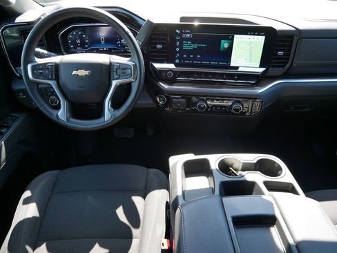 Used 2025 Chevrolet Silverado 1500 LT image 14