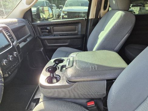Used 2015 RAM 3500 Tradesman w/ Chrome Appearance Group AWD/4WD image 13