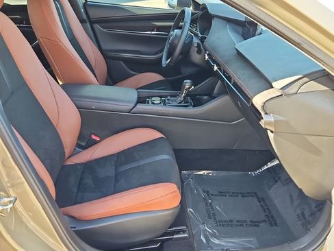 Certified 2025 MAZDA MAZDA3 s image 18