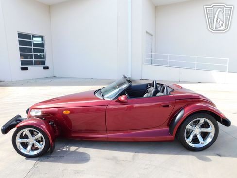 Used 2002 Chrysler Prowler RWD image 14