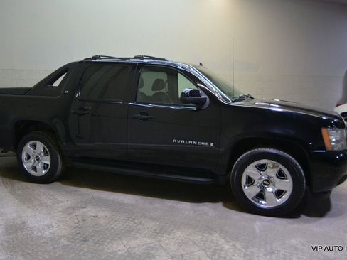 Used 2007 Chevrolet Avalanche LT w/ LT Preferred Equipment Group image 28
