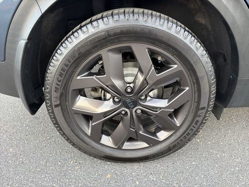 Used 2022 Kia Sportage Nightfall Edition image 12