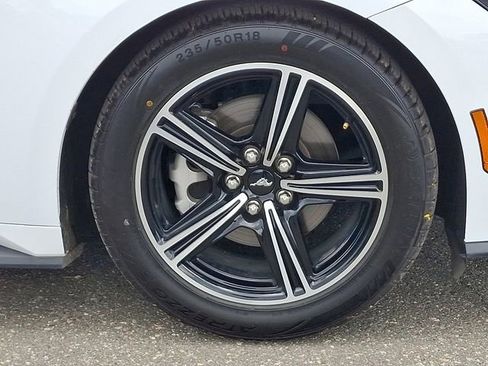 Used 2025 Ford Mustang Premium RWD image 26