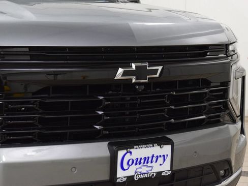 New 2026 Chevrolet Suburban Premier AWD/4WD image 11
