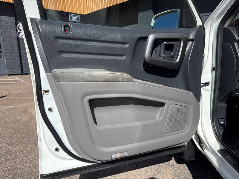 Used 2010 Honda Ridgeline RTS image 38