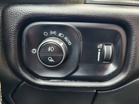 Used 2024 RAM 2500 Big Horn image 17