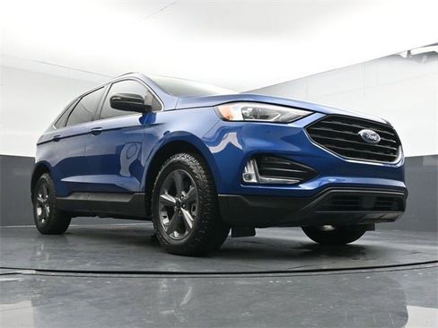Used 2022 Ford Edge SEL w/ Sport Appearance Package image 24