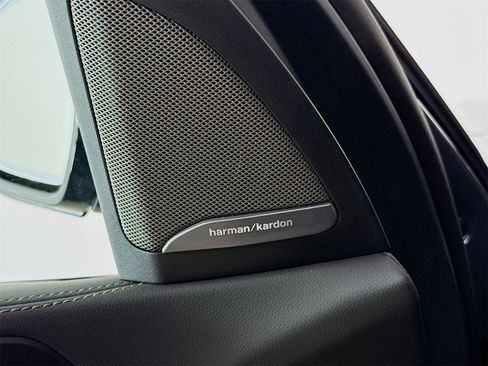 New 2026 BMW X5 xDrive50e w/ M Sport Package image 19