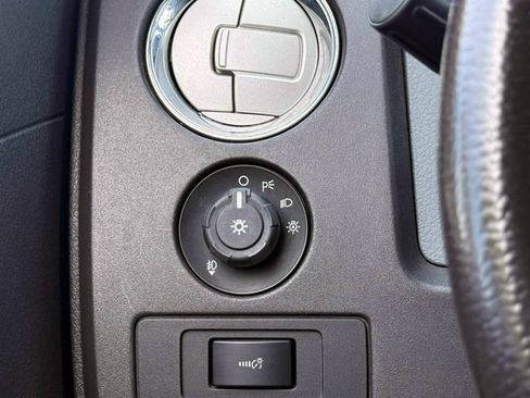 Used 2014 Ford F150 XLT w/ Equipment Group 302A Luxury AWD/4WD image 18