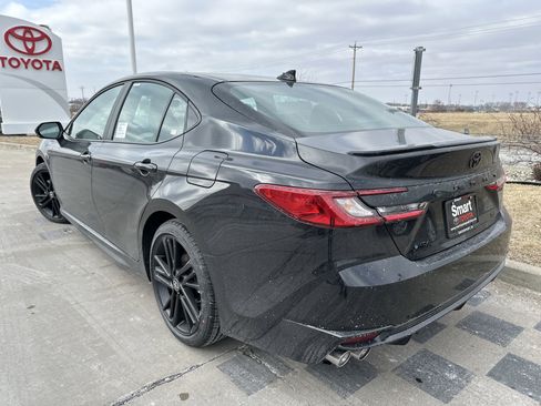 New 2026 Toyota Camry Hybrid w/ Multimedia Upgrade Package image 4