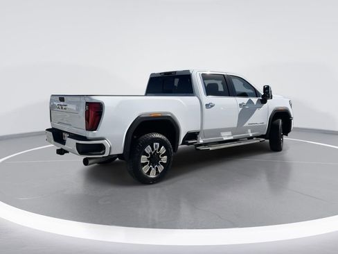 New 2026 GMC Sierra 3500 Denali AWD/4WD image 3