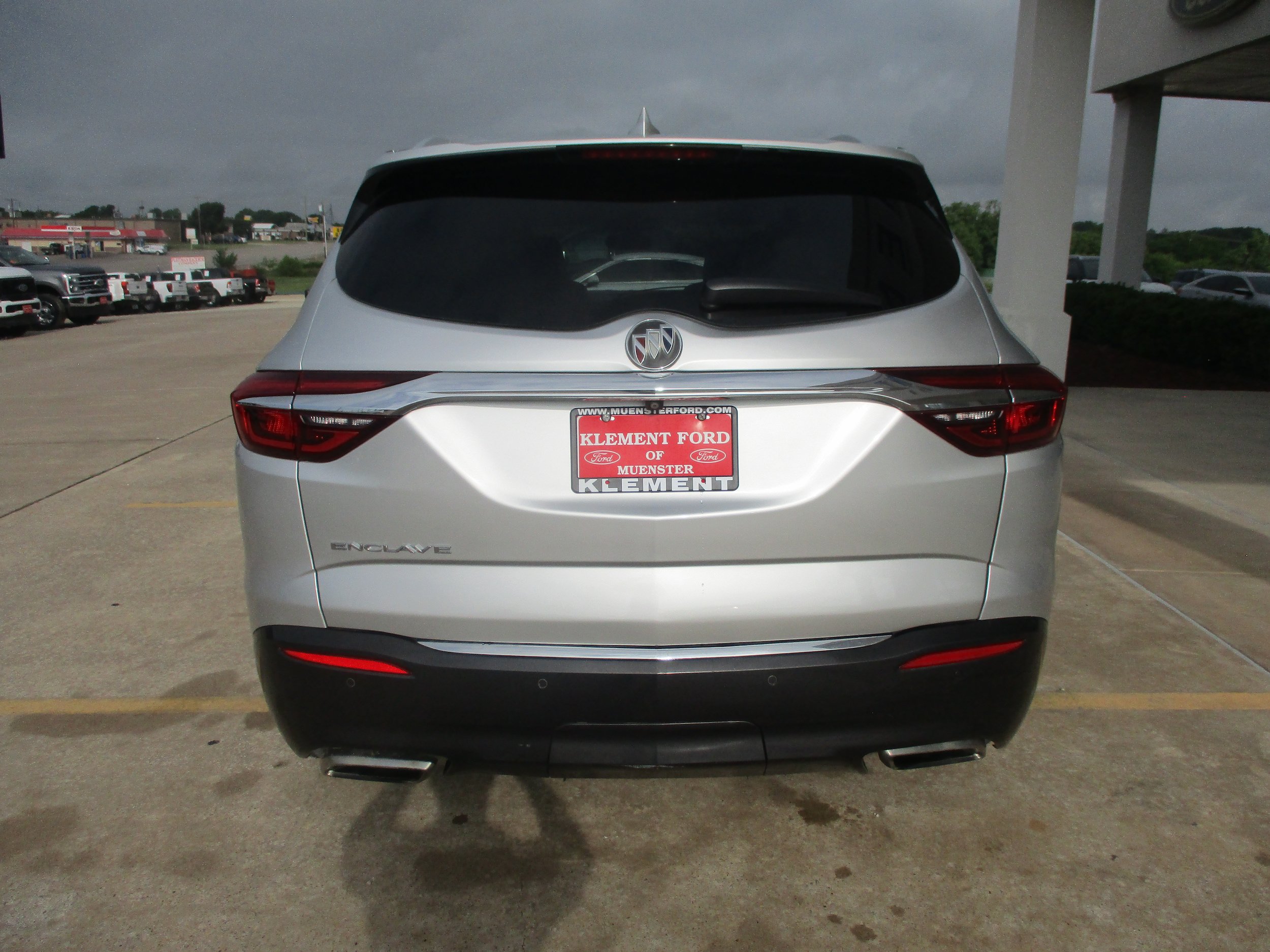 Used 2020 Buick Enclave Essence FWD image 9