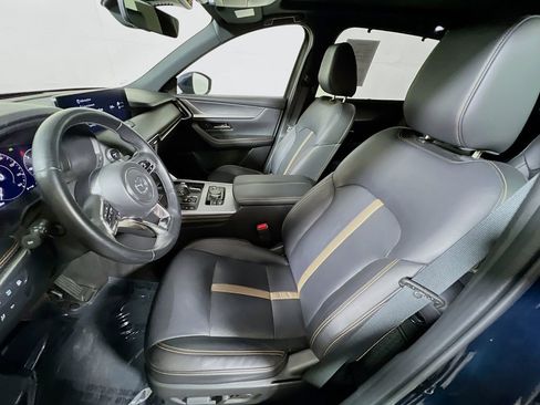 Used 2024 MAZDA CX-90 Plug-In Hybrid w/ Premium Plus AWD/4WD image 18