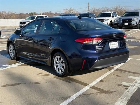 Used 2024 Toyota Corolla LE image 6
