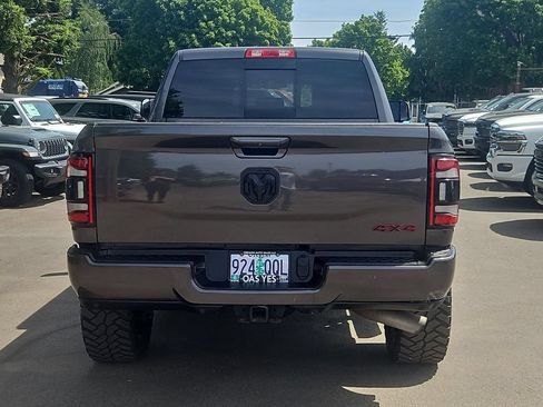 Used 2020 RAM 2500 Laramie w/ Night Edition AWD/4WD image 6