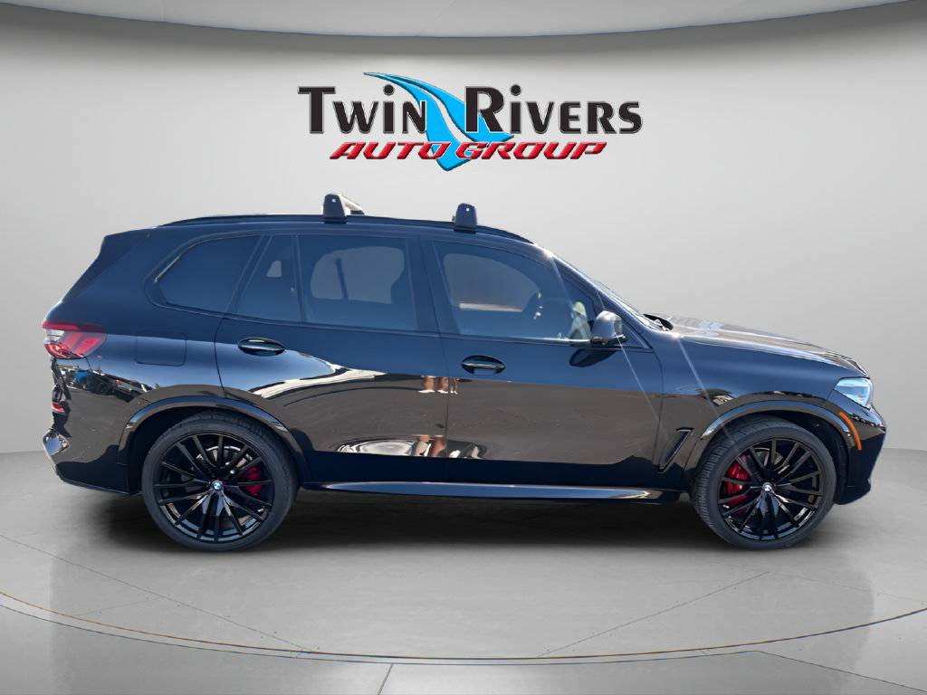 Used 2022 BMW X5 xDrive40i w/ M Sport Package AWD/4WD image 5