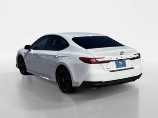 Used 2025 Toyota Camry SE w/ Multimedia Upgrade Package FWD video 3