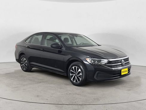 Used 2024 Volkswagen Jetta S FWD image 3