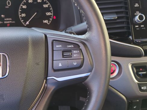 Certified 2025 Honda Ridgeline RTL image 19