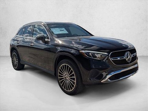 New 2026 Mercedes-Benz GLC 300 image 3