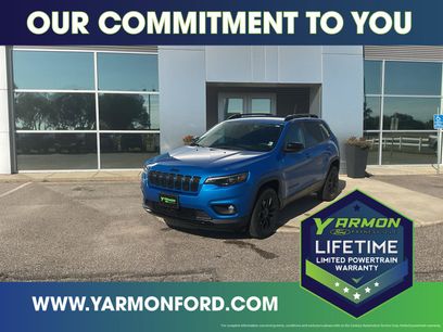 Used 2023 Jeep Cherokee Altitude Lux