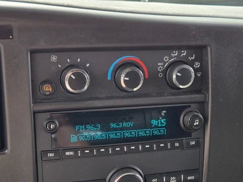 Used 2024 Chevrolet Express 2500 w/ Driver Convenience Package RWD image 25