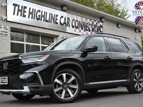 Used 2023 Honda Pilot Elite image 1