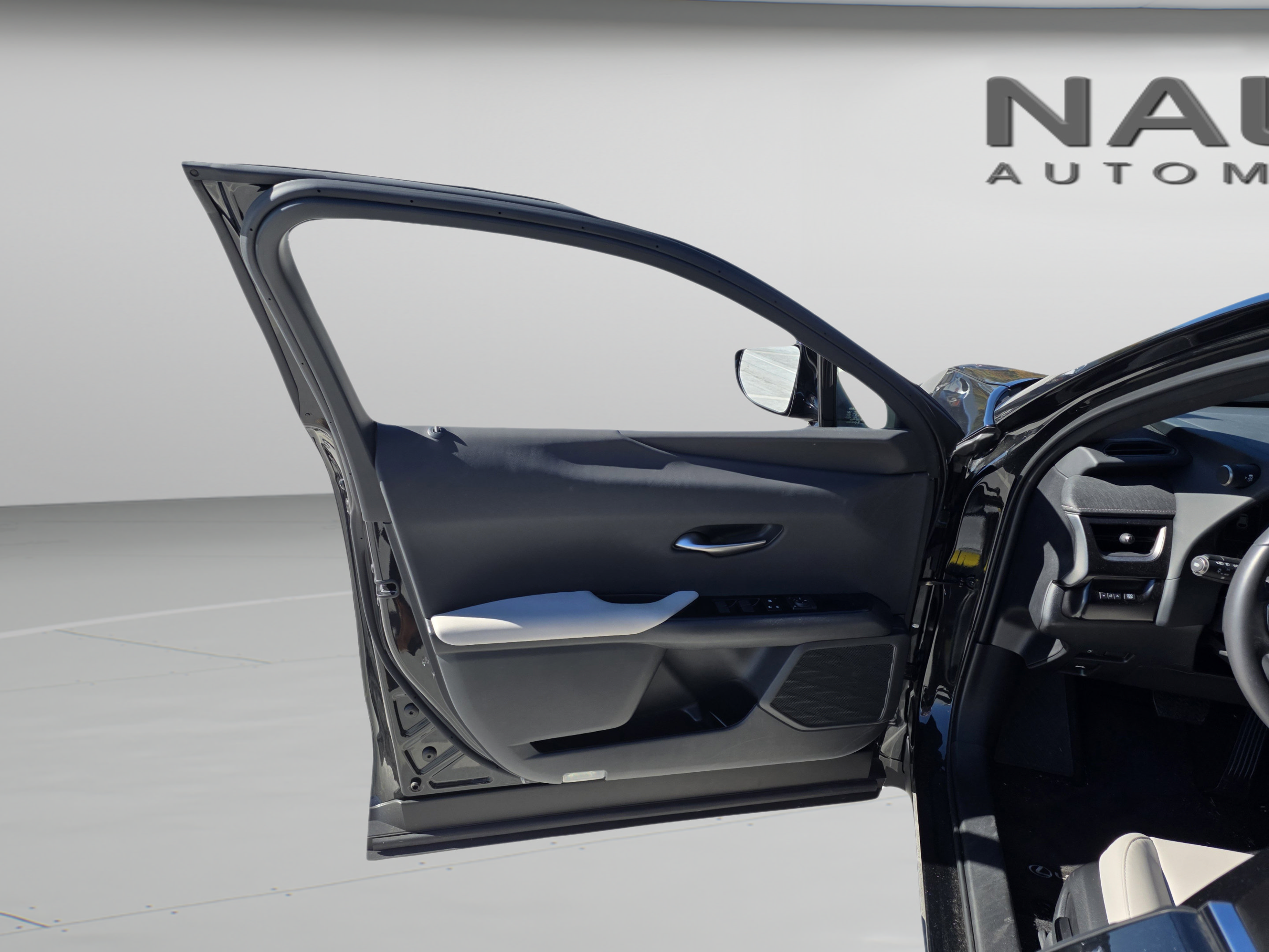 Used 2024 Lexus UX 250h FWD image 29
