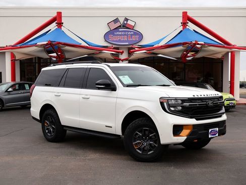Used 2025 Ford Expedition Tremor AWD/4WD image 1
