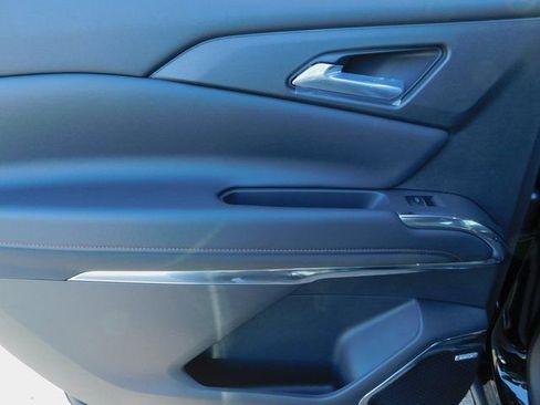 New 2026 Chevrolet Traverse RS w/ LPO, Illumination Package FWD image 24