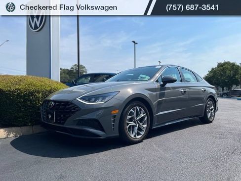 Used 2023 Hyundai Sonata SEL w/ Convenience Package FWD image 1
