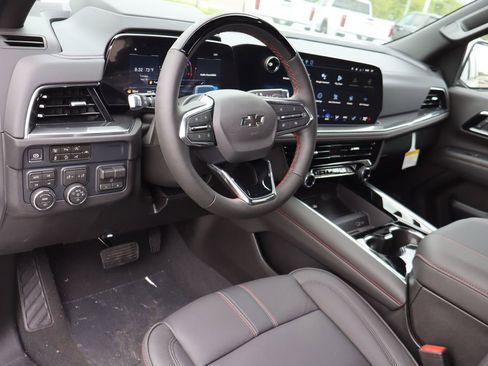 New 2026 Chevrolet Suburban RST w/ Advanced Technology Package AWD/4WD image 6