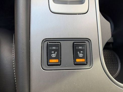 Certified 2024 Nissan Murano SV image 18