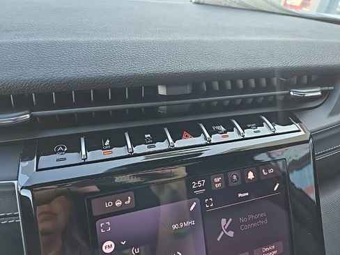 New 2025 Jeep Grand Cherokee Altitude image 48