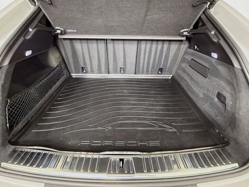 Certified 2022 Porsche Cayenne S image 31