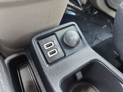 Used 2022 Ford Transit Connect XLT FWD image 21