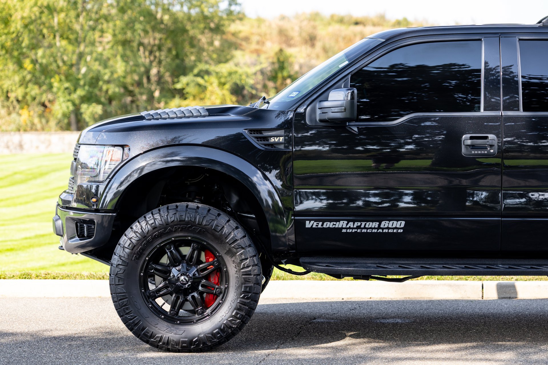 Used 2013 Ford F150 Raptor w/ Luxury Equipment Group AWD/4WD image 7
