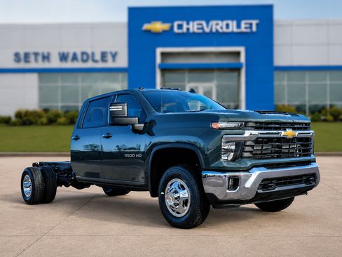 New 2026 Chevrolet Silverado 3500 LT w/ Convenience Package AWD/4WD image 55