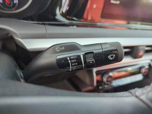 Used 2023 Kia K5 GT-Line image 16