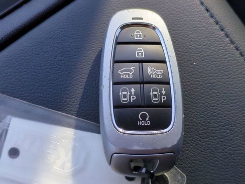 Certified 2023 Hyundai Tucson Limited w/ Cargo Package image 31