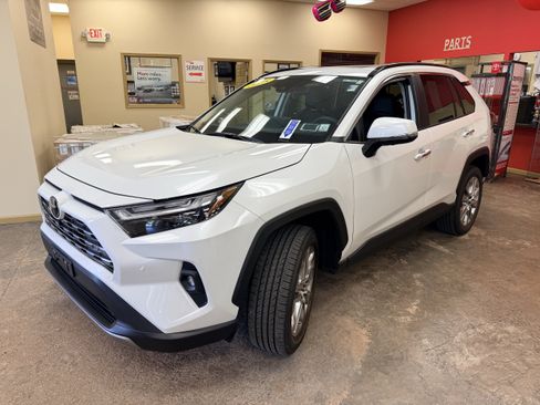Used 2025 Toyota RAV4 Limited w/ Advanced Technology Package AWD/4WD image 3